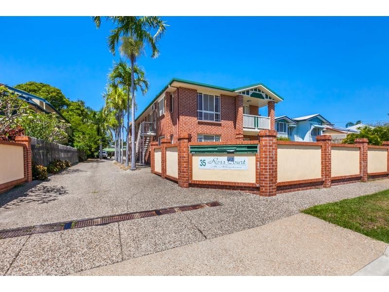 2/35 Ross Street, Allenstown QLD 4700