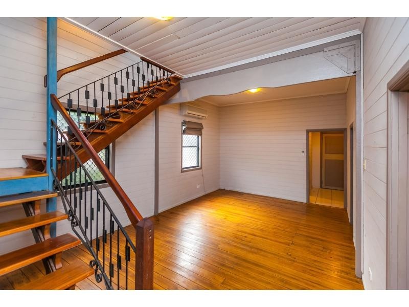 39 Pilkington Street, Koongal QLD 4701