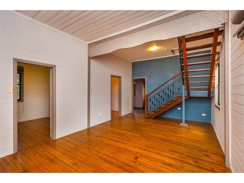 39 Pilkington Street, Koongal QLD 4701