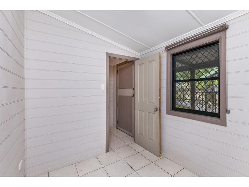 39 Pilkington Street, Koongal QLD 4701