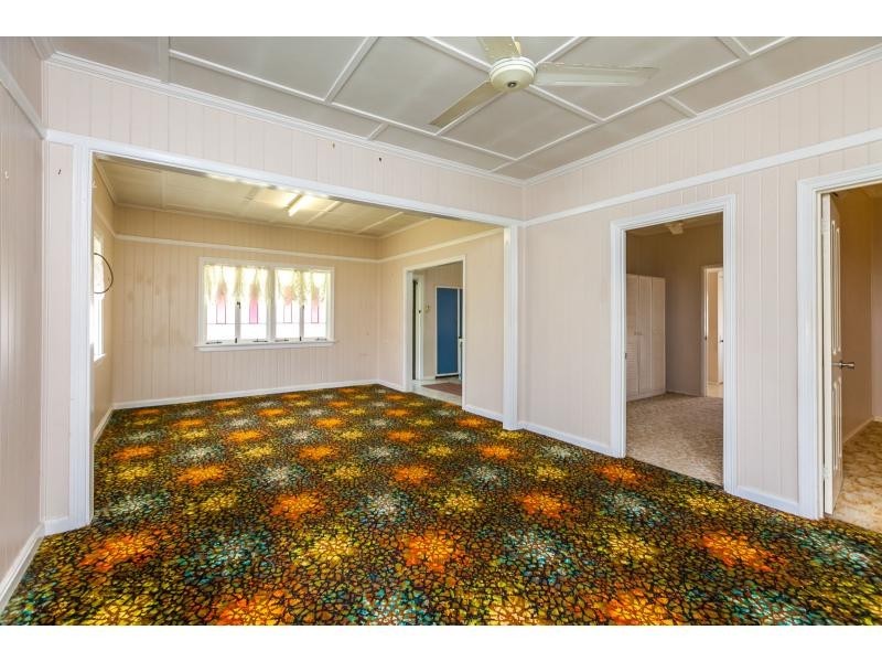 81 Main Street, Park Avenue QLD 4701