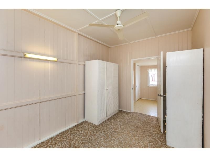 81 Main Street, Park Avenue QLD 4701