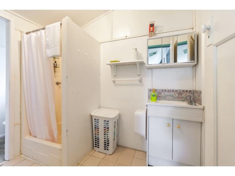 296 Eldon Street, Berserker QLD 4701