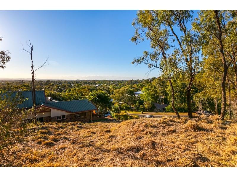 6 Bray Gray Place, Frenchville QLD 4701