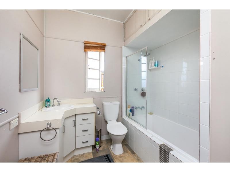 29 Hollingsworth Street, Kawana QLD 4701