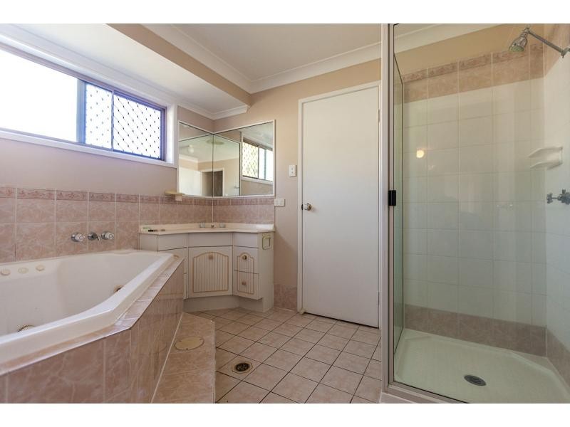 102 McLaughlin Street, Kawana QLD 4701