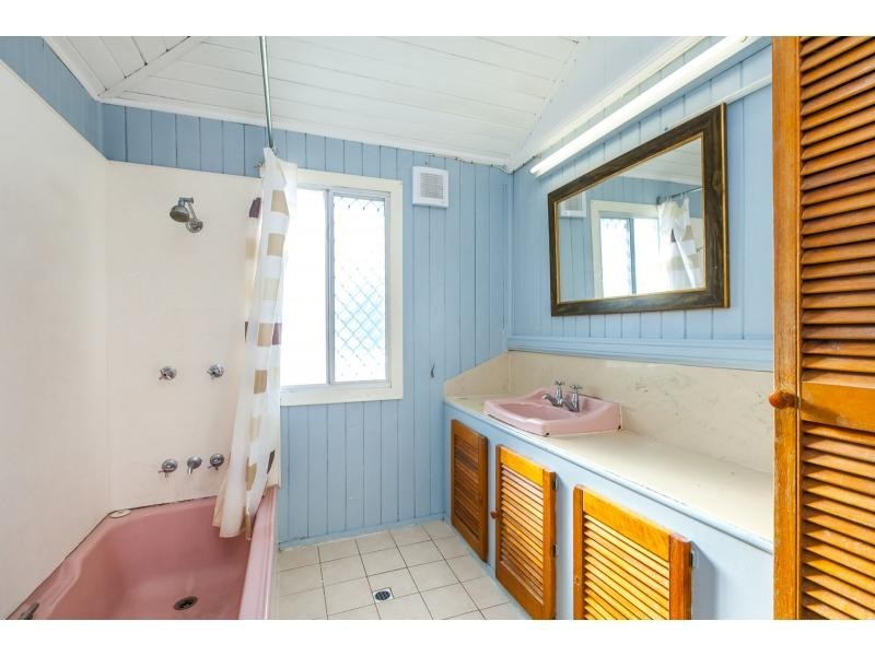 124 Hyde Street, Frenchville QLD 4701