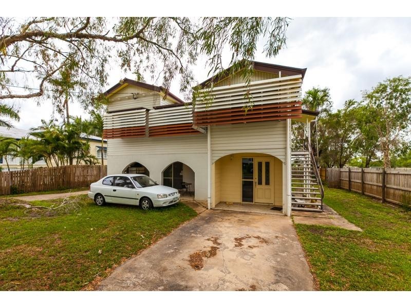 36 Edward Street, Berserker QLD 4701