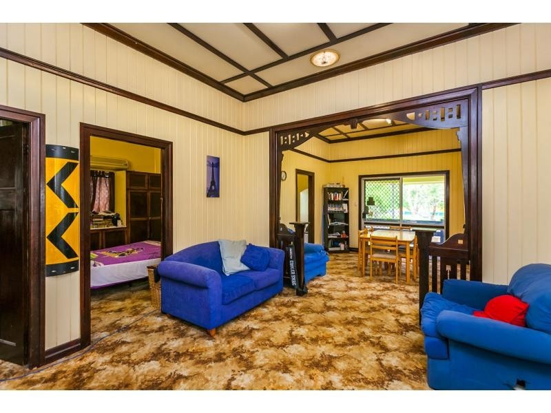 36 Edward Street, Berserker QLD 4701