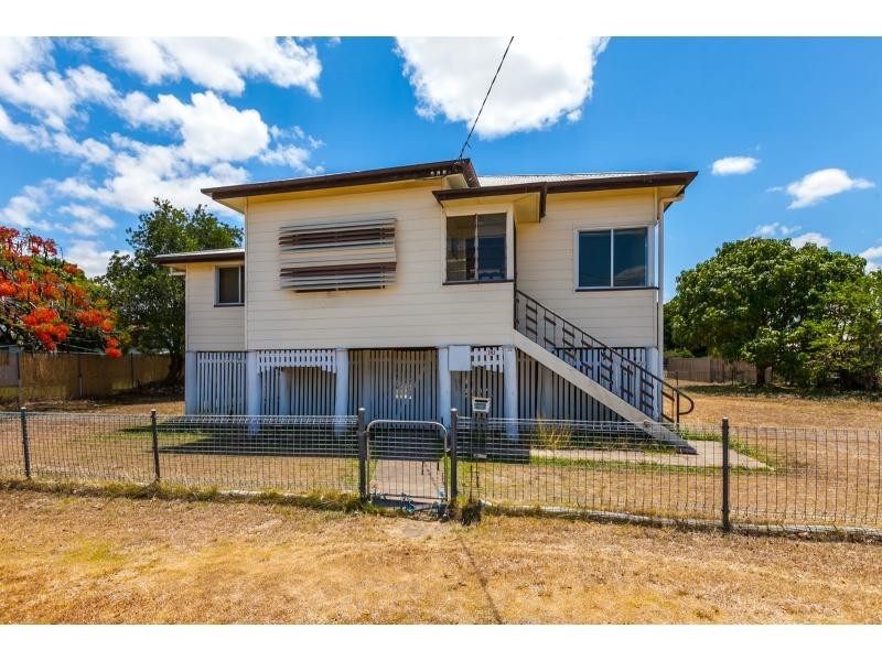 293 Pine Street, Berserker QLD 4701