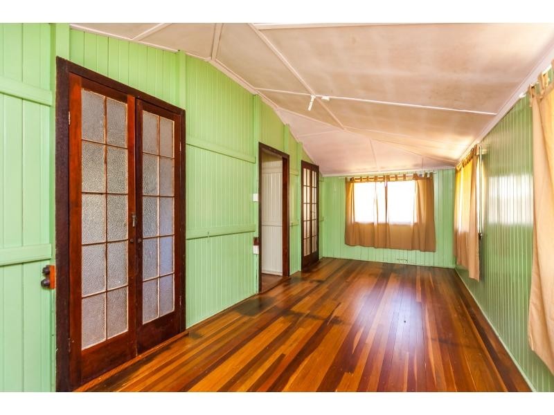 293 Pine Street, Berserker QLD 4701