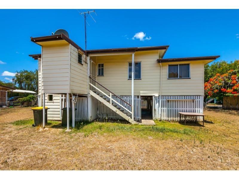 293 Pine Street, Berserker QLD 4701