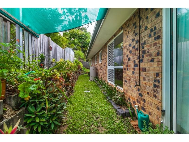 2/3 Catt Crescent, Kawana QLD 4701