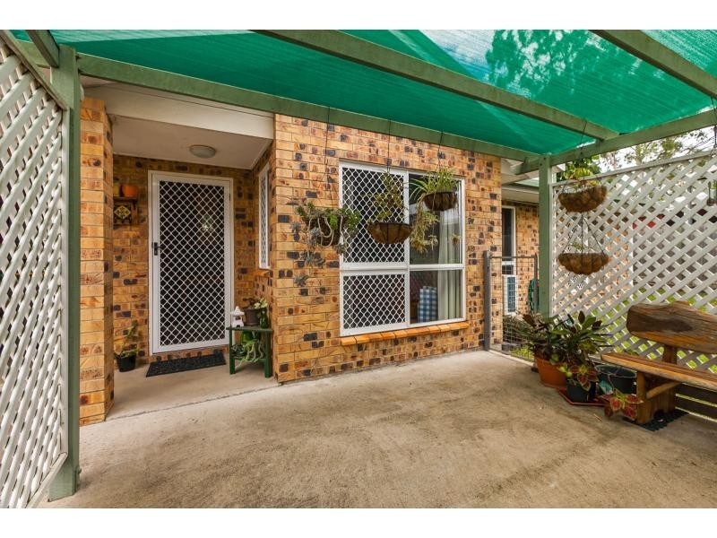 2/3 Catt Crescent, Kawana QLD 4701