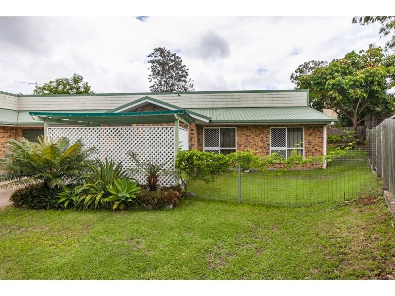 2/3 Catt Crescent, Kawana QLD 4701