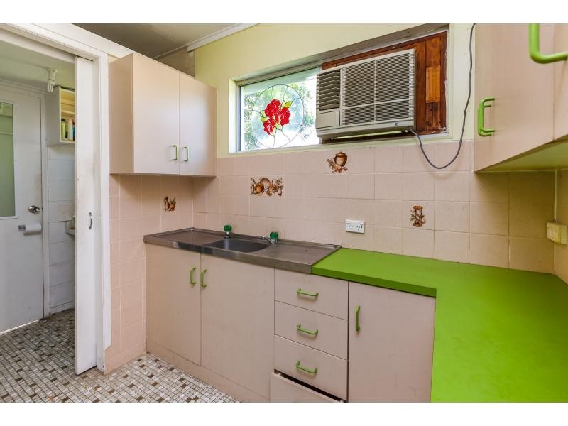 102 Haynes Street, Park Avenue QLD 4701