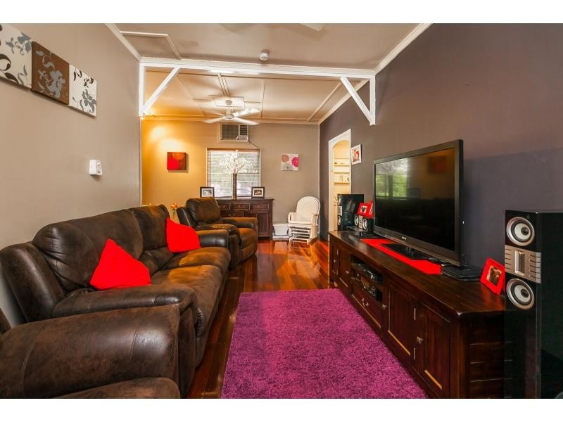 85 Thorn Street, Berserker QLD 4701