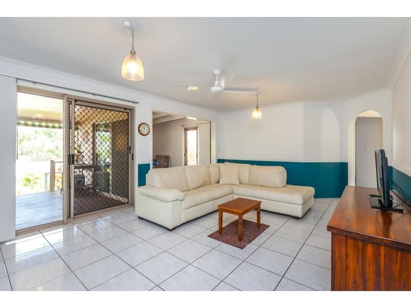 19 Price Drive, Glenlee QLD 4711