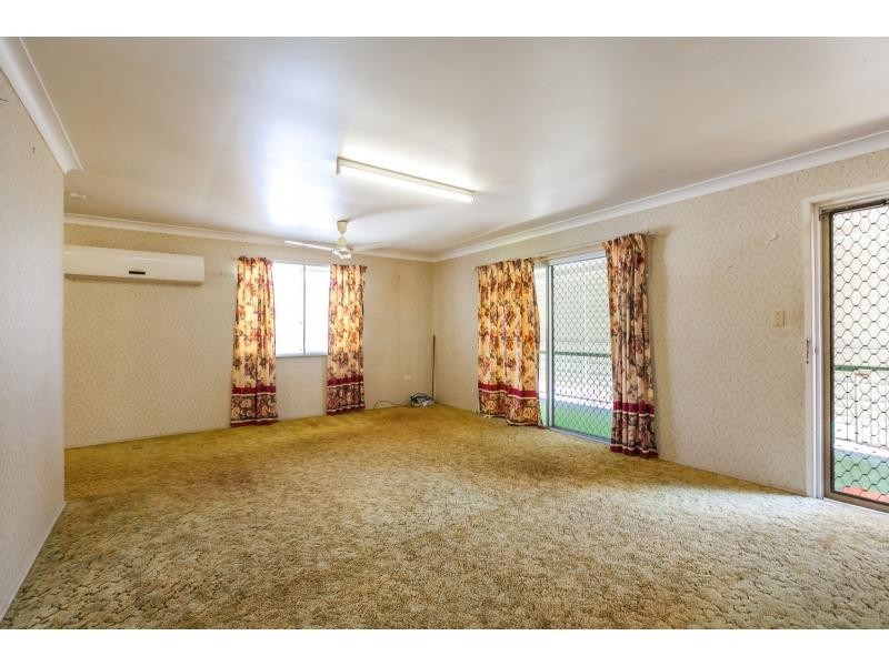 64 Menzies Street, Park Avenue QLD 4701