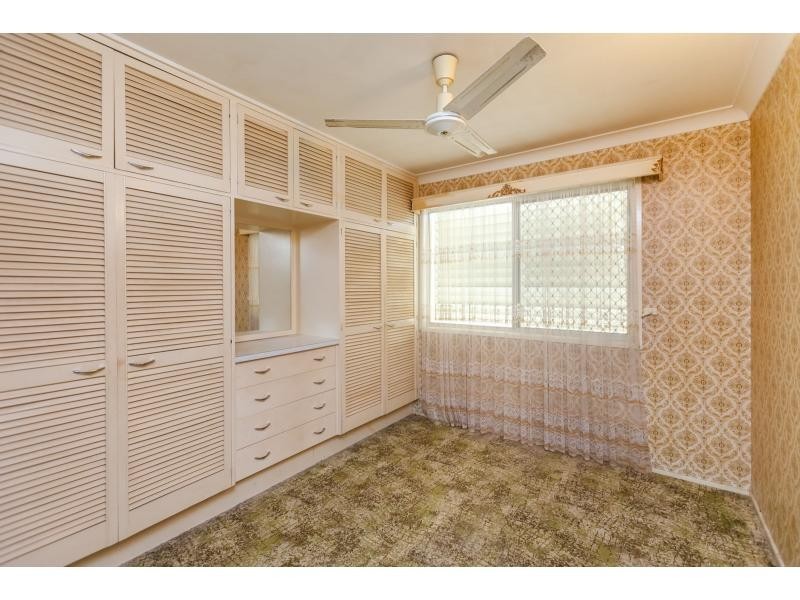 64 Menzies Street, Park Avenue QLD 4701