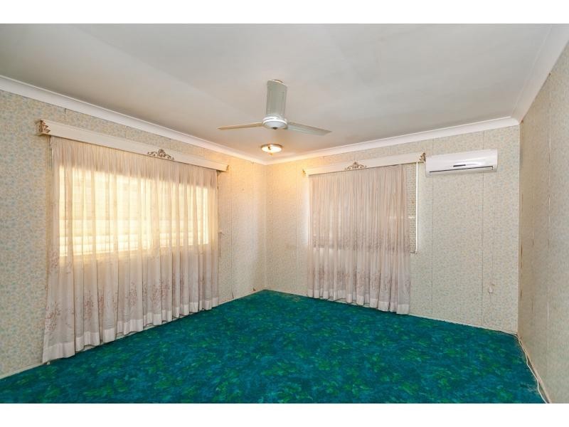 64 Menzies Street, Park Avenue QLD 4701