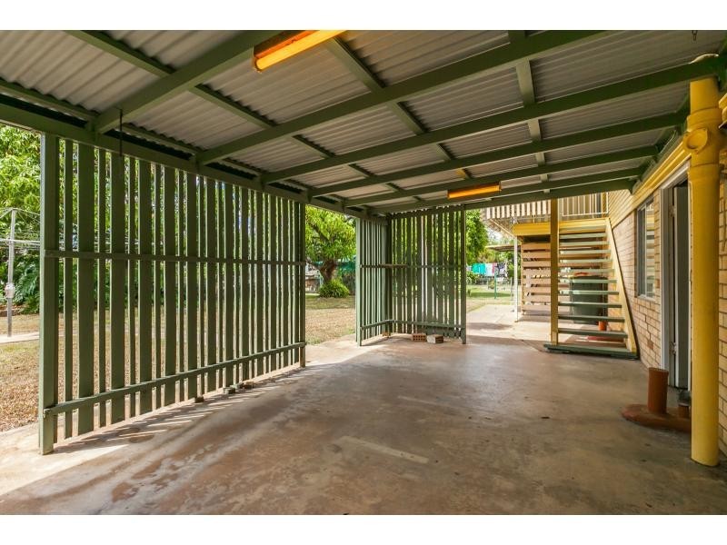 64 Menzies Street, Park Avenue QLD 4701