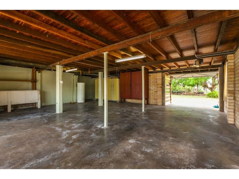 64 Menzies Street, Park Avenue QLD 4701
