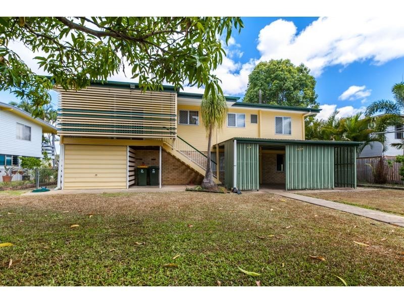 64 Menzies Street, Park Avenue QLD 4701