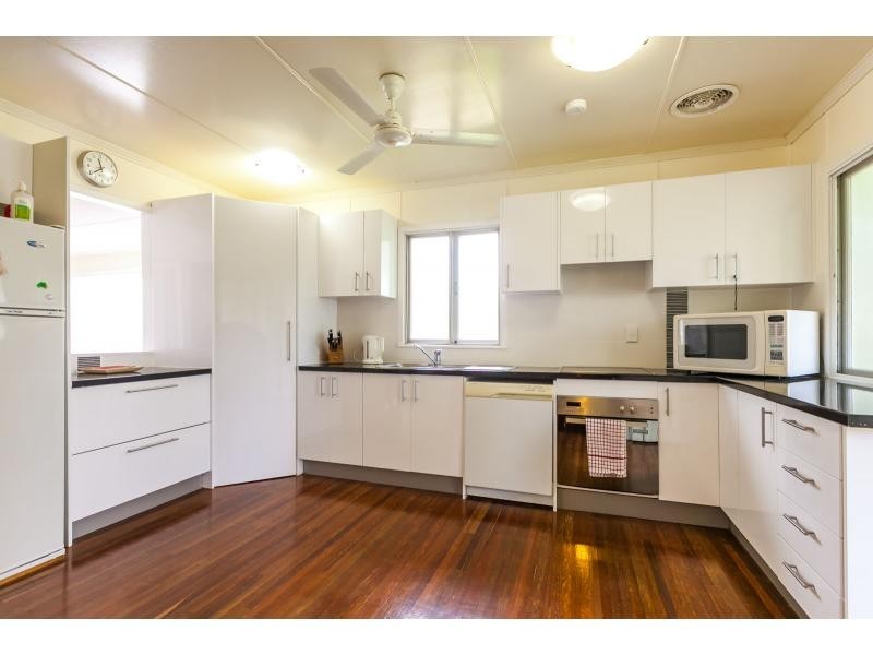 252 Ford Street, Berserker QLD 4701