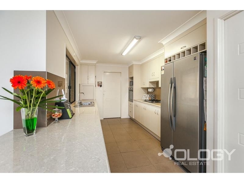 4 Kilkenny Court, Kawana QLD 4701