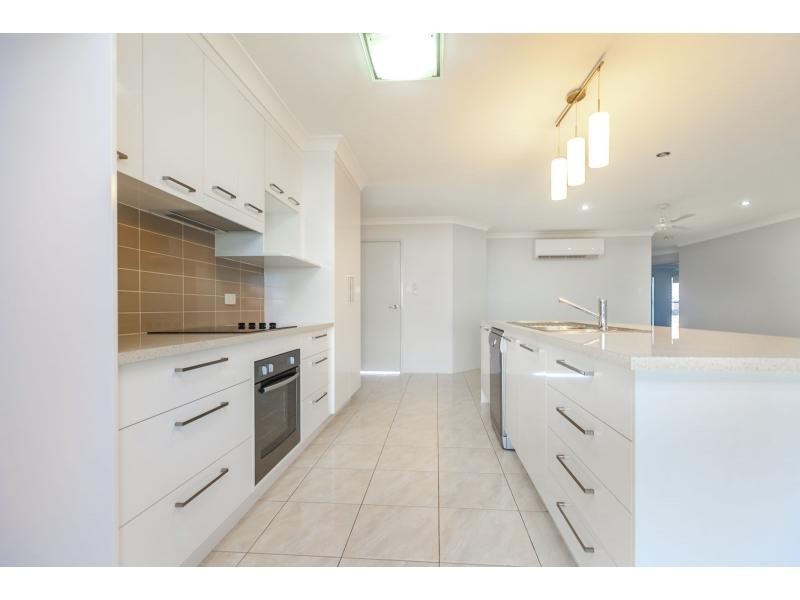 33 Koolamarra Drive, Gracemere QLD 4702