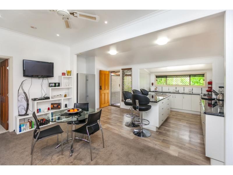 220 Denham Street, The Range QLD 4700