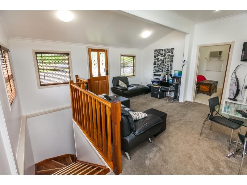 220 Denham Street, The Range QLD 4700