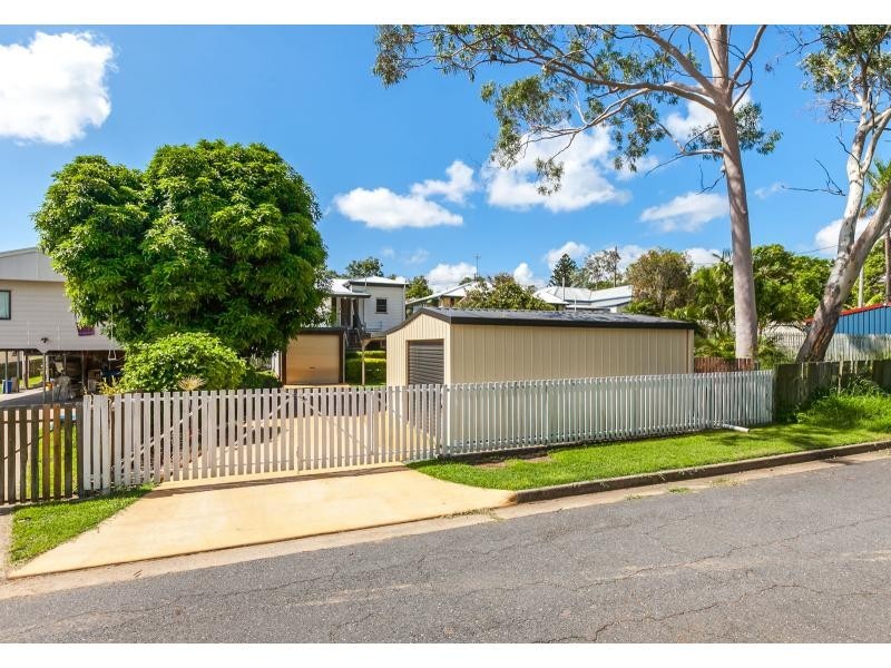 220 Denham Street, The Range QLD 4700