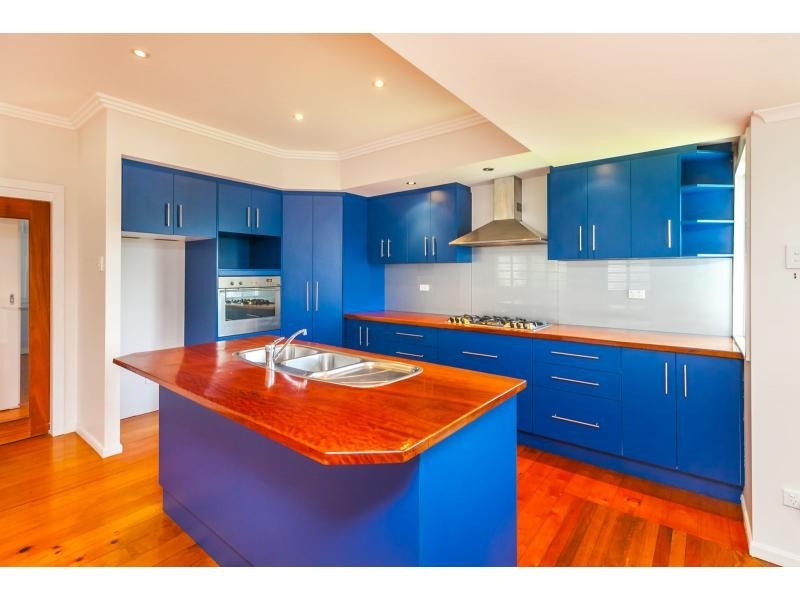 8 Barambah Street, Wandal QLD 4700