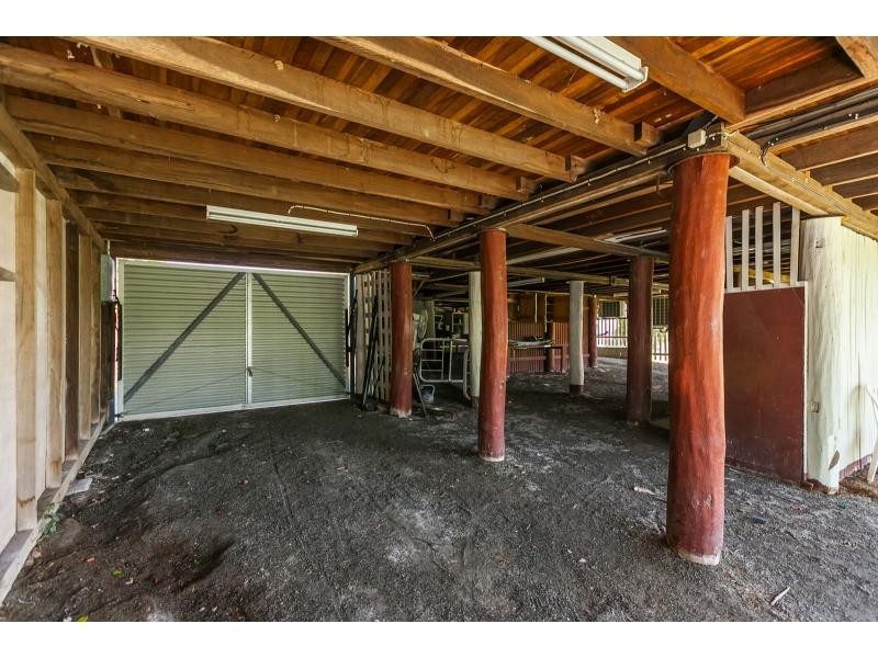 8 Barambah Street, Wandal QLD 4700