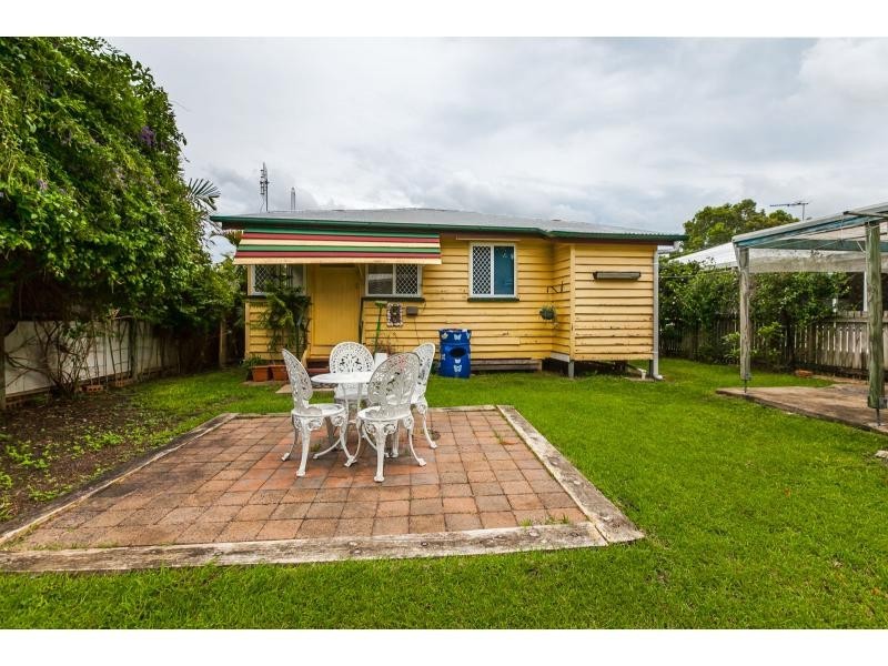 328 Balaclava Street, Frenchville QLD 4701