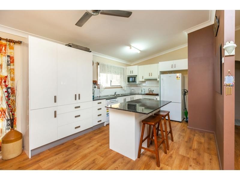 319 Saunders Street, Koongal QLD 4701