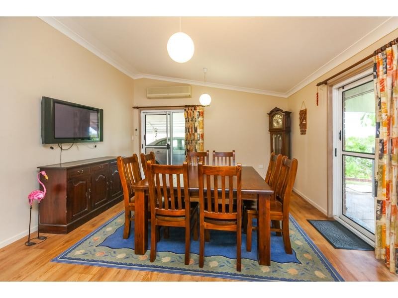 319 Saunders Street, Koongal QLD 4701