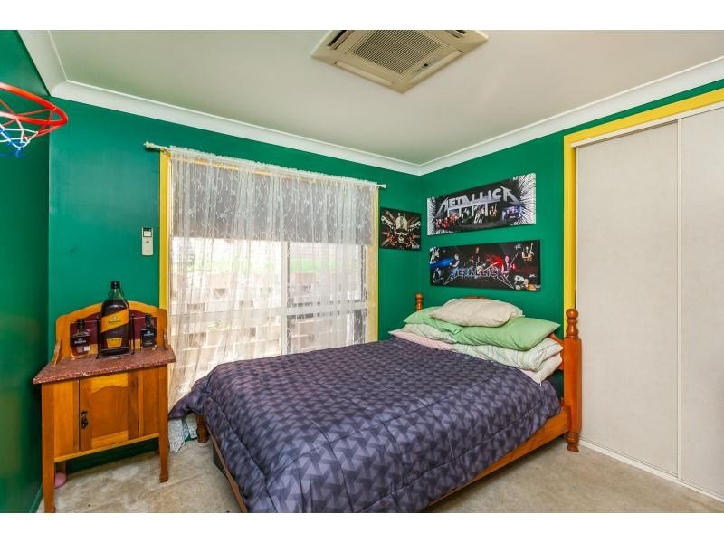 319 Saunders Street, Koongal QLD 4701