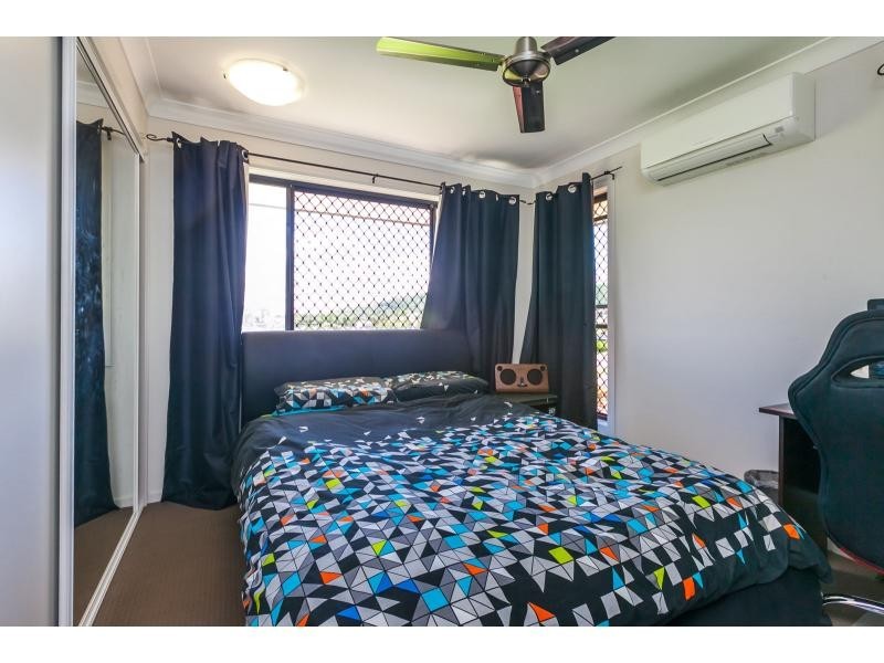 100 Perrott Drive, Rockyview QLD 4701