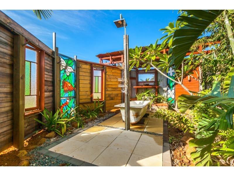 100 Perrott Drive, Rockyview QLD 4701