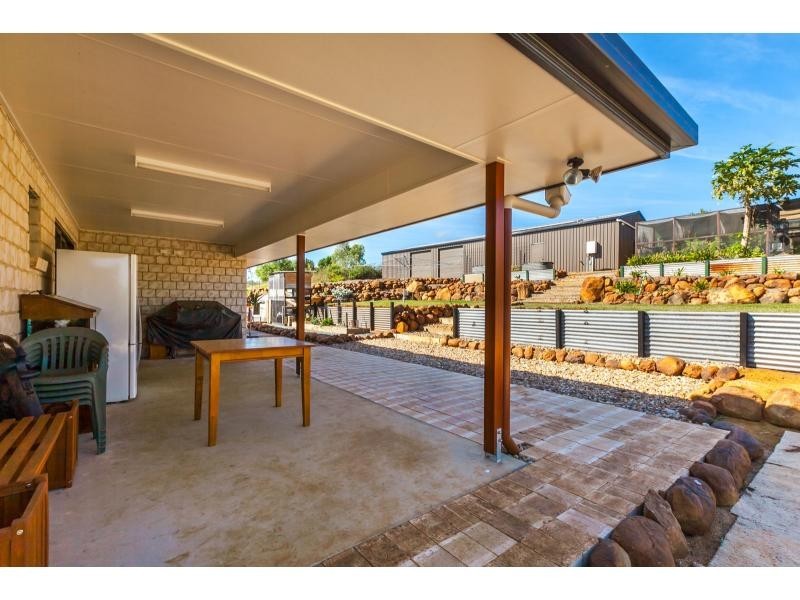 100 Perrott Drive, Rockyview QLD 4701