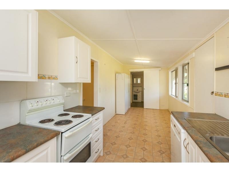 15a Main Street, Park Avenue QLD 4701