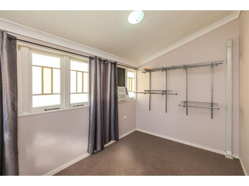 15a Main Street, Park Avenue QLD 4701