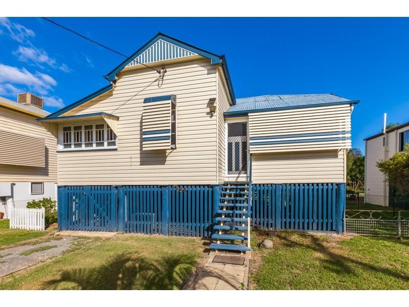 15a Main Street, Park Avenue QLD 4701