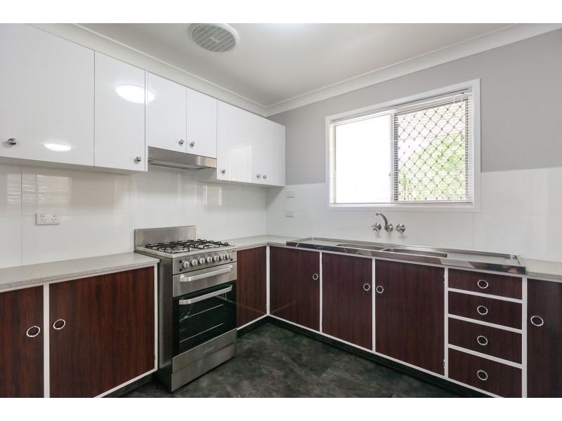 64 Menzies Street, Park Avenue QLD 4701
