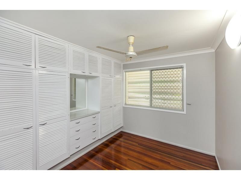 64 Menzies Street, Park Avenue QLD 4701