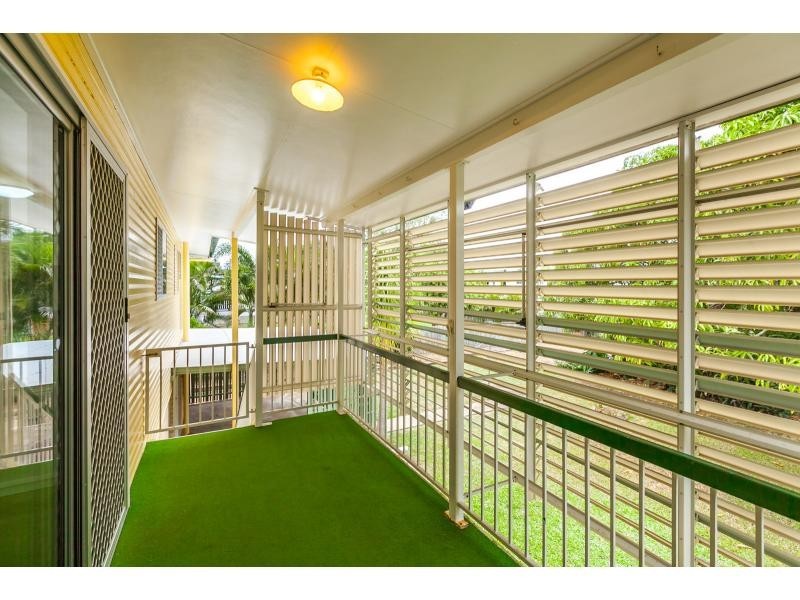 64 Menzies Street, Park Avenue QLD 4701