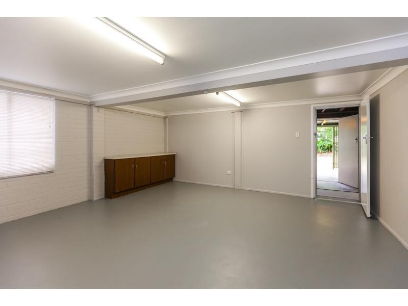 64 Menzies Street, Park Avenue QLD 4701